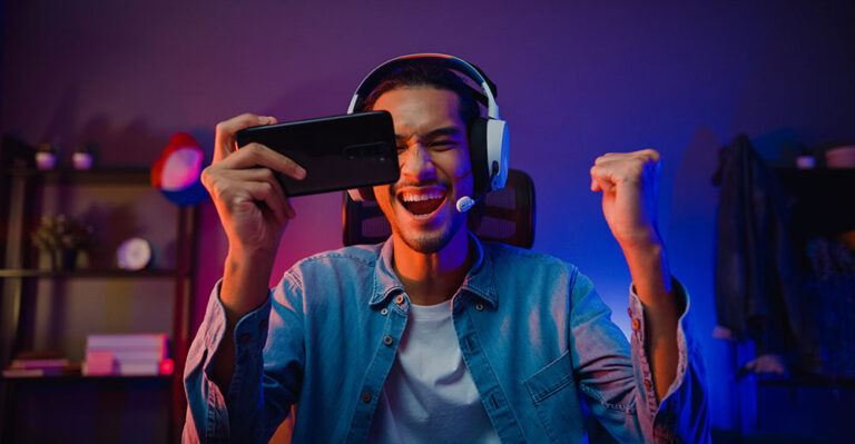 Mobile Gaming Tips for Game Bài Đổi Thưởng